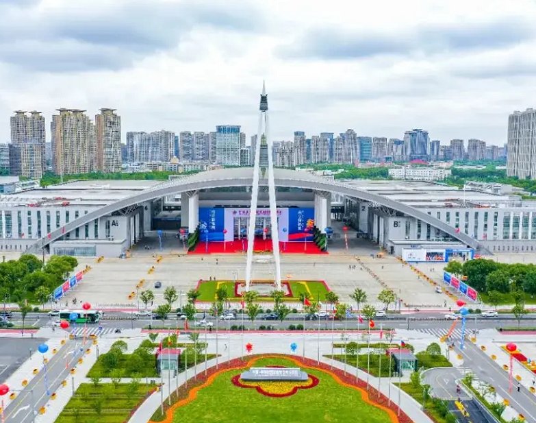 新能源及轻量化
